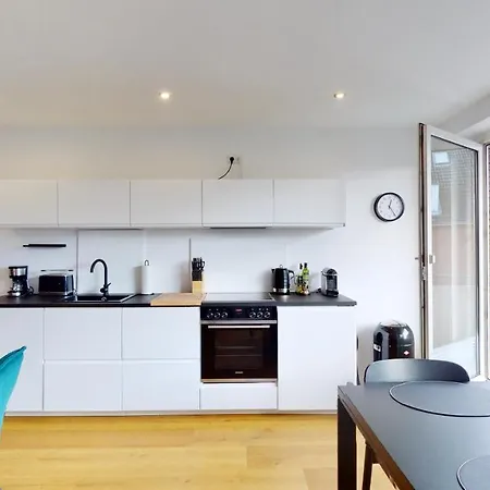 Apartment 3-zimmer, 70 Qm 3 Minuten Zum Und Zentrum Whg Timme 3