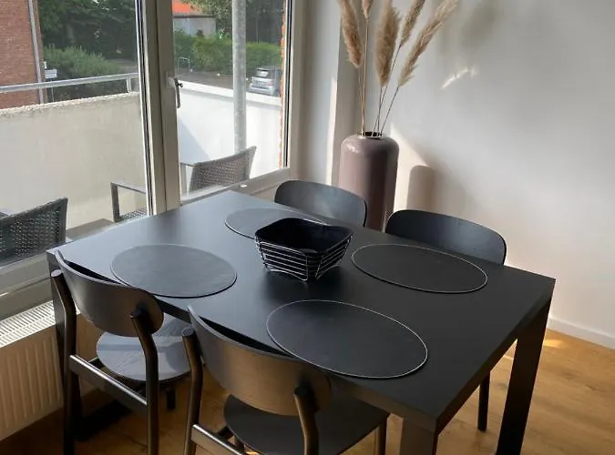 3-zimmer, 70 Qm 3 Minuten Zum Und Zentrum Whg Timme 3